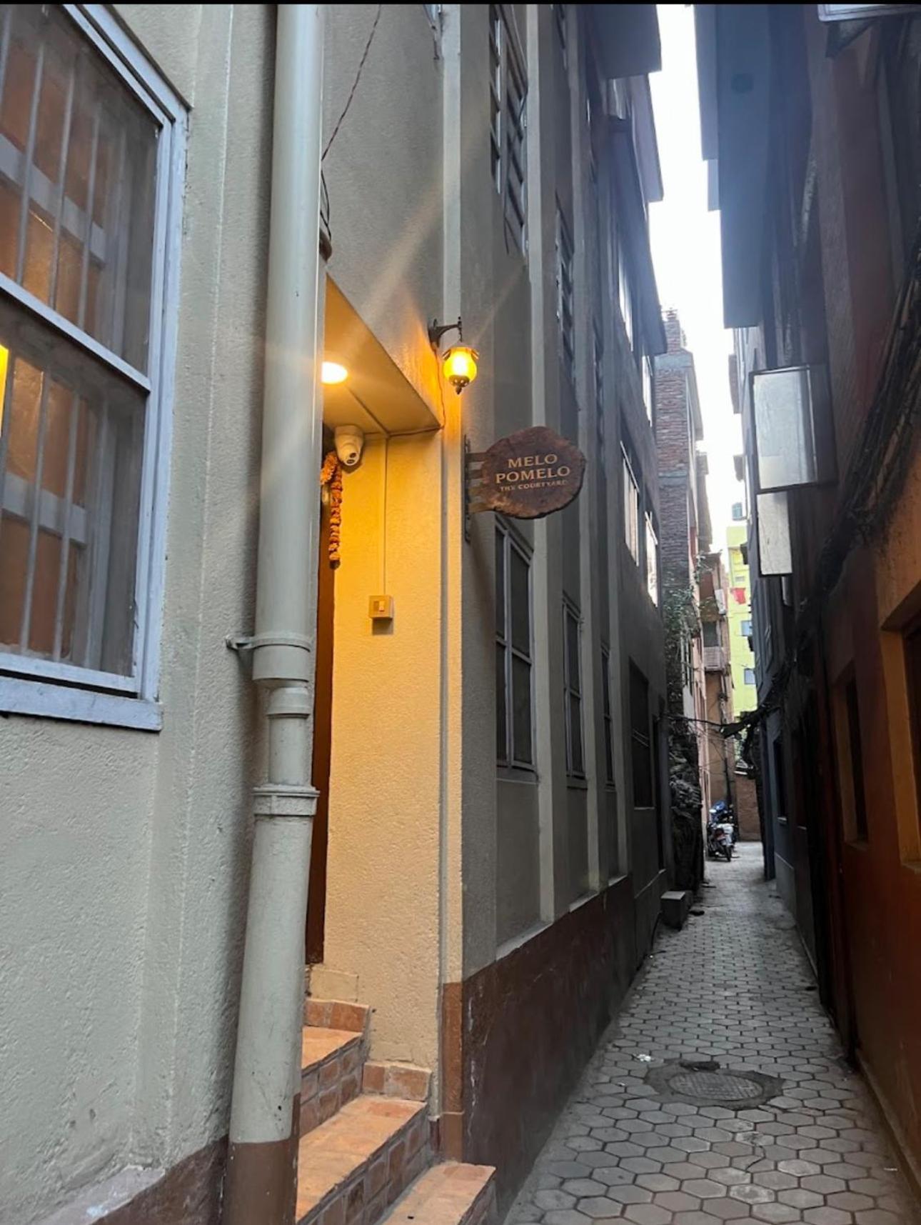 The Melo Pomelo Courtyard. Lejlighed Katmandu Eksteriør billede